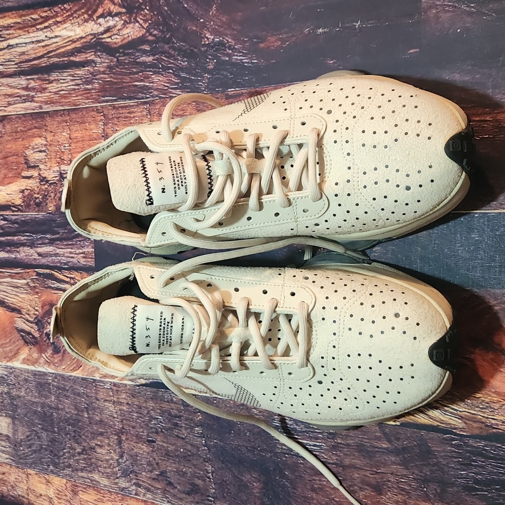 Nike Air Zoom Sneakers - Picture 4 of 4